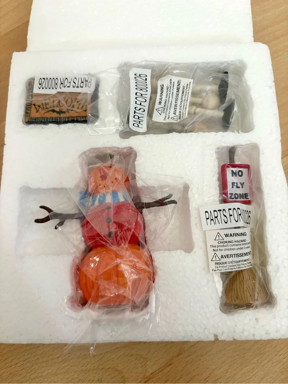 Department 56 Halloween Village Accessories Decorating Set Pumpkin Skulls Broom